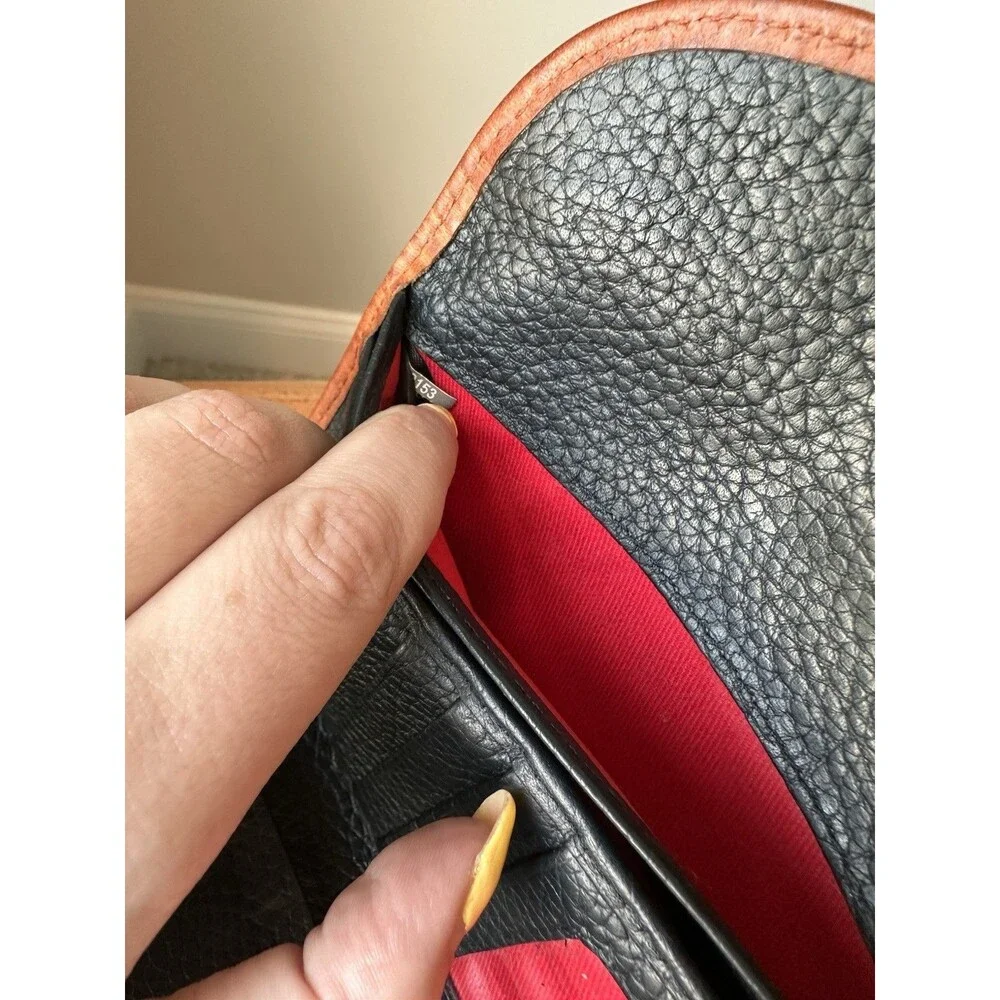 Dooney & Bourke Vintage Black Pebbled Leather Trifold Wallet Preppy Old Money